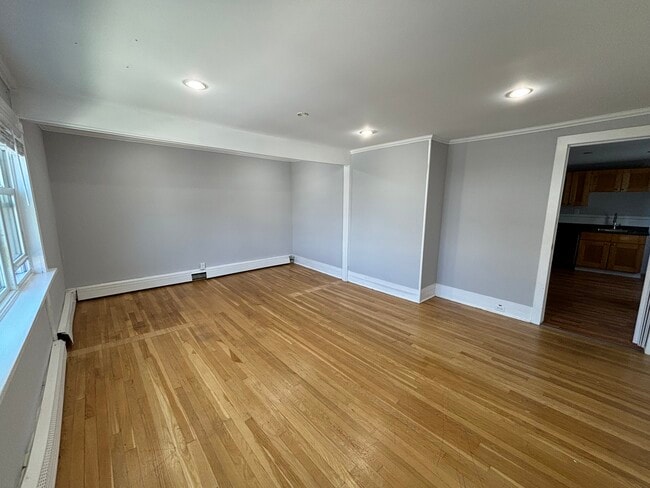 Building Photo - 8 Jetland Pl