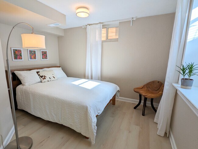Bedroom 4 - Full - 754 Albion St