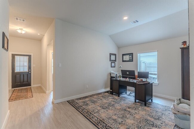 Building Photo - 22035 Juniper Crossing Dr