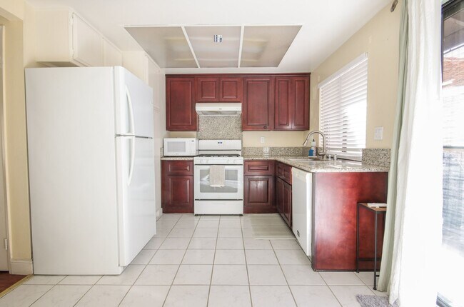 Building Photo - Stylish Corsican Village Retreat with Garage, Patio & Modern Convenience