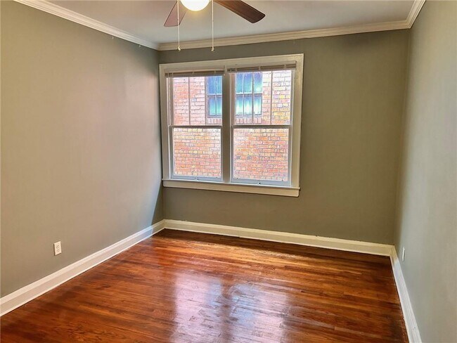 Building Photo - 356 Rapier Ave