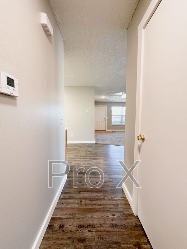 Building Photo - 1446 N Dawn Dr