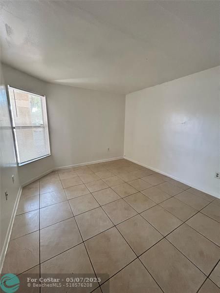 Building Photo - 2205 SW 80th Terrace