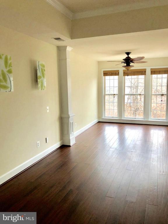 Building Photo - 2472 Terra Cotta Cir