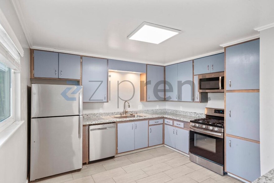 Building Photo - 2659 Baldwin Ln