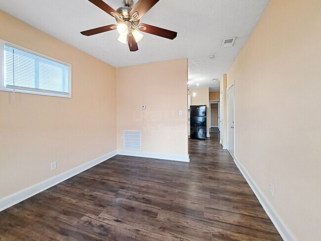 Building Photo - 2751 Alford Ave