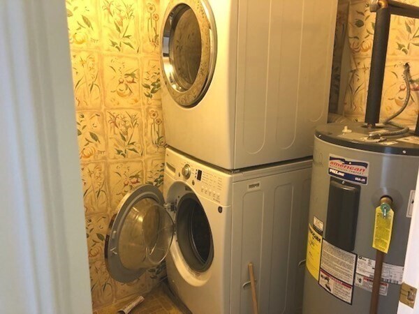 Building Photo - 200 Market St