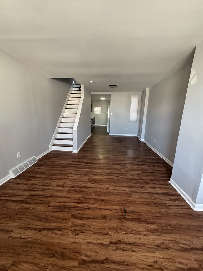 Building Photo - 5150 Wakefield St