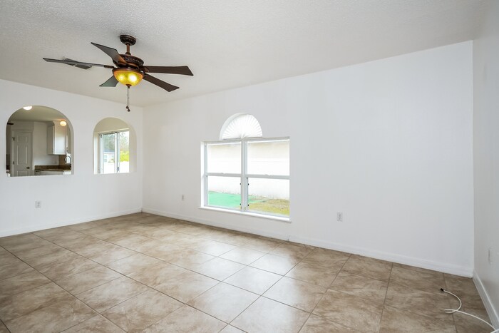 Building Photo - 508 Mallard Ct