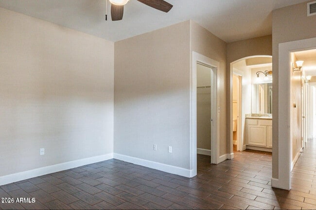 Building Photo - 5335 E Shea Blvd