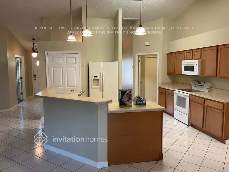 Building Photo - 963 Whisperpine Dr