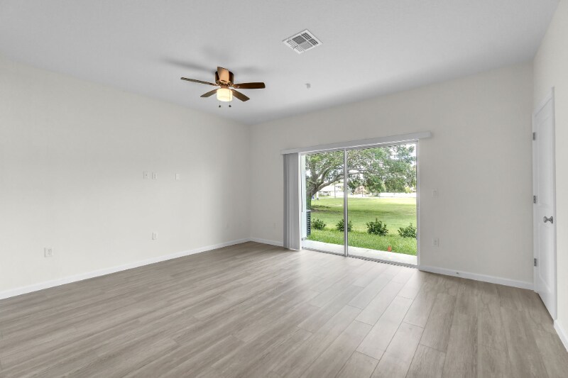 Building Photo - 2549 Slim Haywood Ave