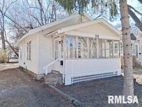 Building Photo - 316 E Melbourne Ave