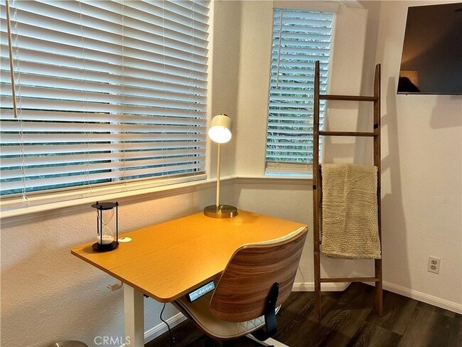 Building Photo - 33010 Donner Ln