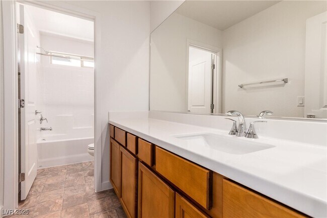 Building Photo - 9692 Jade Rise Ave