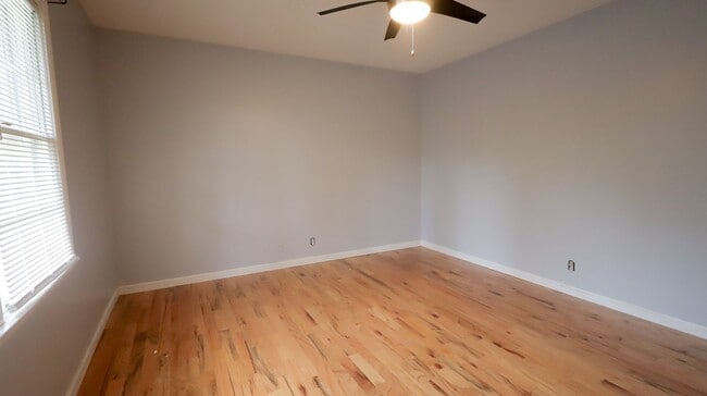 Building Photo - Great 2 Bed 1 Bath Home in Dalton Ga