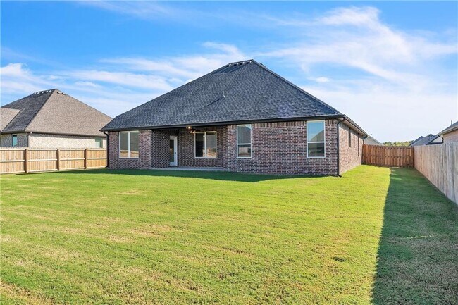 Building Photo - 2401 Abbott Ln
