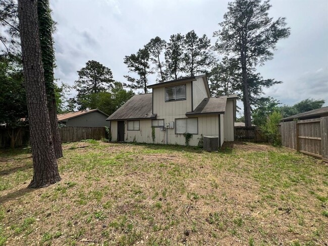 Building Photo - 22530 August Leaf Dr