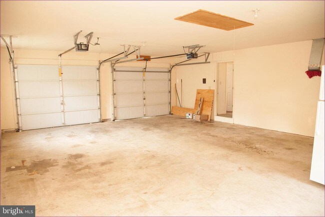 Building Photo - 519 Cobbler Ct