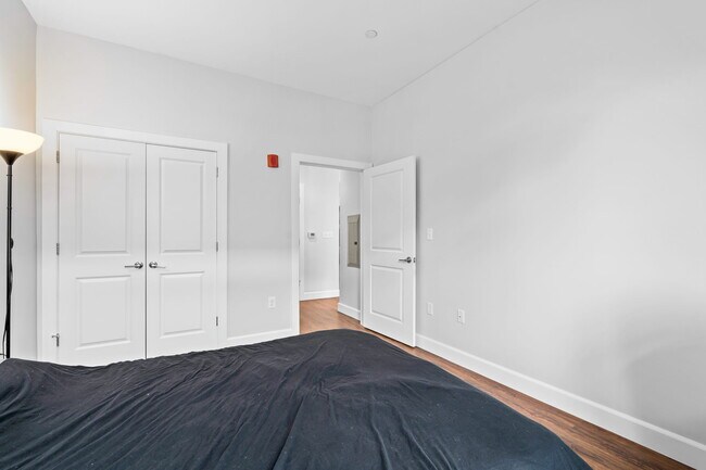 Building Photo - 1500 Commonwealth Ave