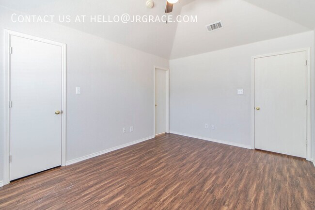 Building Photo - 140A Stewart Bend Ct
