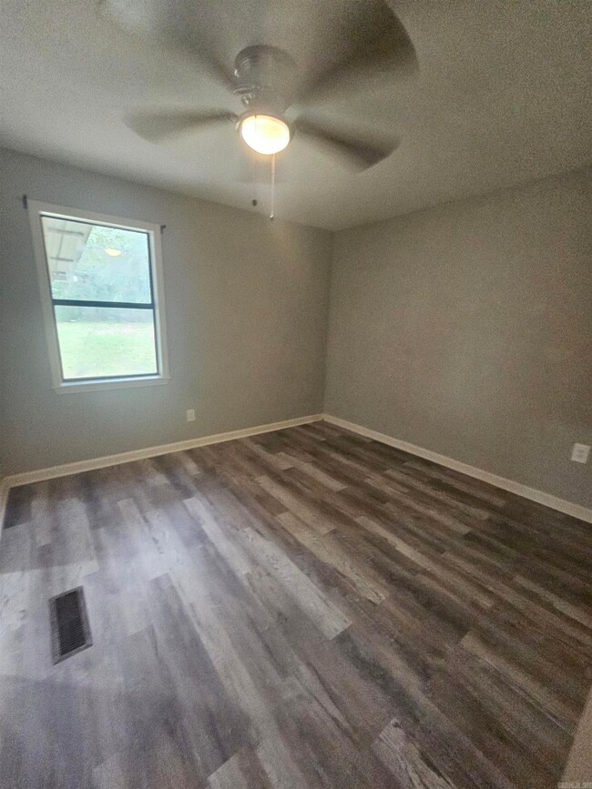 Building Photo - 14807 Sweet Gum Dr