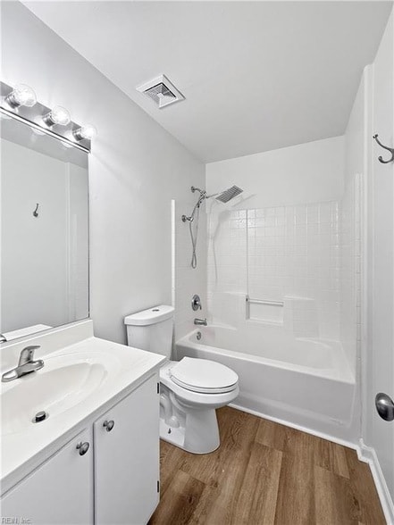 Building Photo - 2656 Bracston Rd