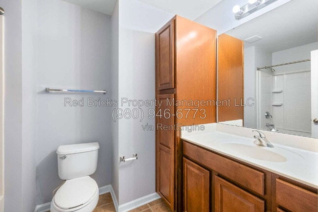 Building Photo - 14054 Singleleaf Lane