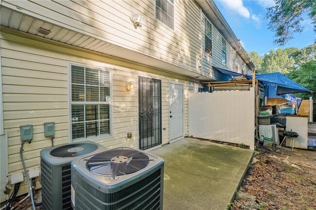 Building Photo - 2870 Vining Ridge Terrace