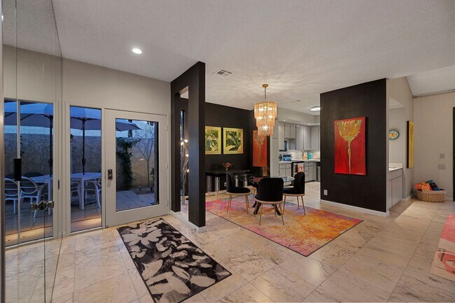 Building Photo - Mountain View Retreat in Palm Springs