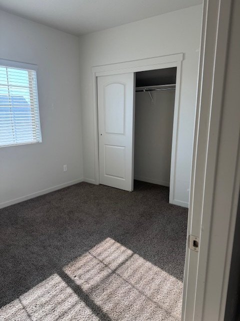 Building Photo - 608 Jordan Ridge Boulevard