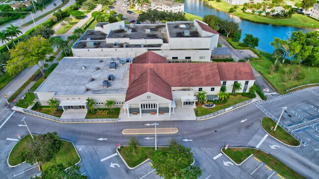 Building Photo - 2017 Wolverton E
