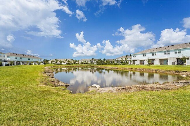 Building Photo - 8705 Winter Breeze Wy