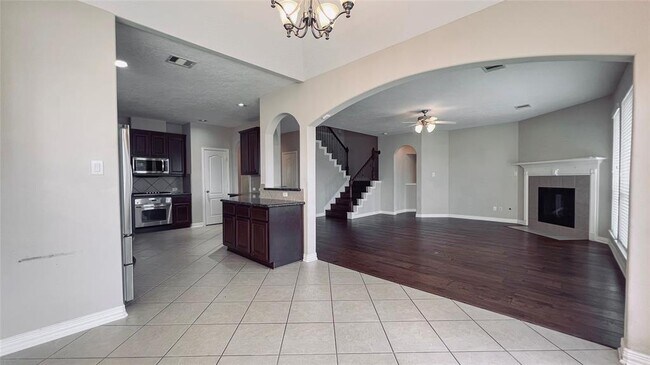 Building Photo - 4043 Tuscan Shores Dr