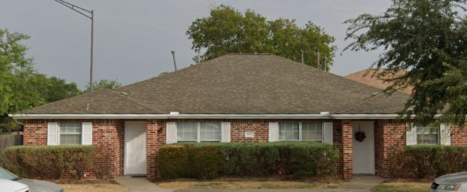Primary Photo - 1801 Sara Dr