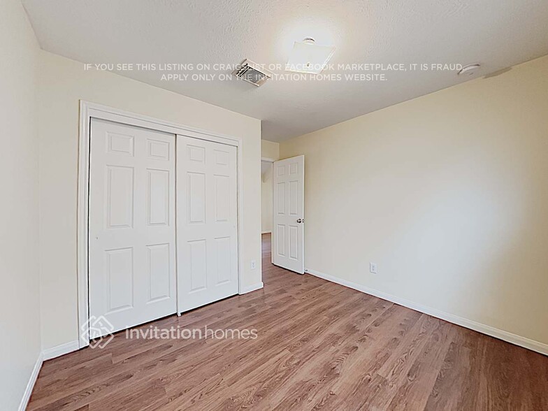 Building Photo - 6425 Mountain Pines Ln