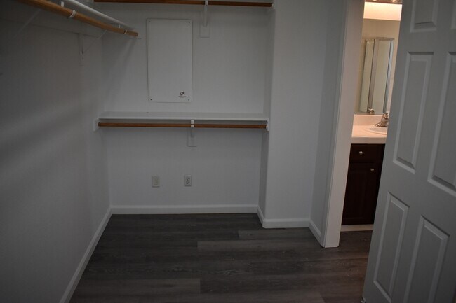 Building Photo - 1234 Catalina Dr