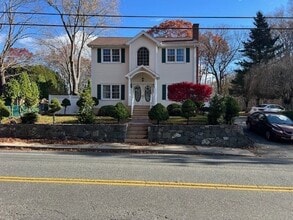 Building Photo - 1657 Meridian St