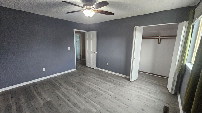 Building Photo - Condo In Arvada close to light rail