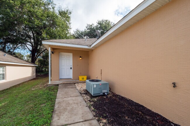 Building Photo - 506 Paulling Dr