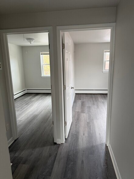 Building Photo - 126 4th Ave