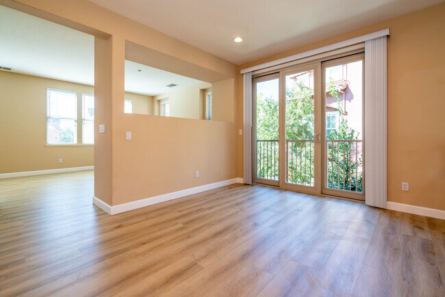 Building Photo - 4390 Rivermark Pky