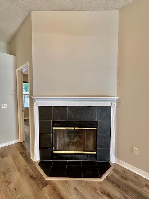 Building Photo - 1828 Brick Cir