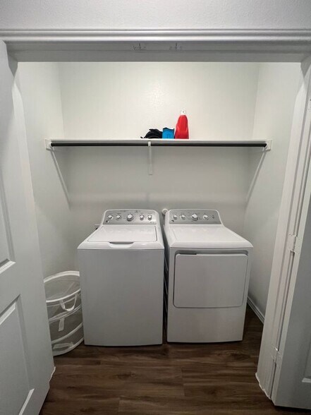 Building Photo - 2308 Nightview Dr