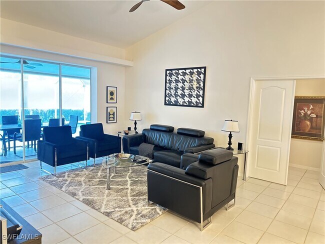 Building Photo - 930 Marble Dr