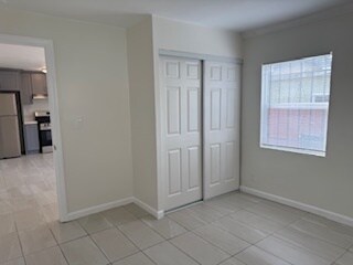 Building Photo - 1241 E 80th St