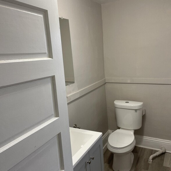 Building Photo - 102 Woodruff Ave