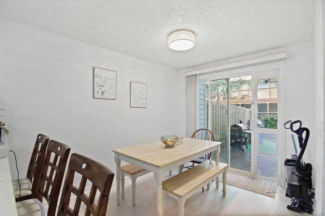 Dining Room - 12204 SE 7th St