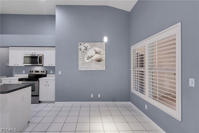 Building Photo - 22203 Seashore Cir