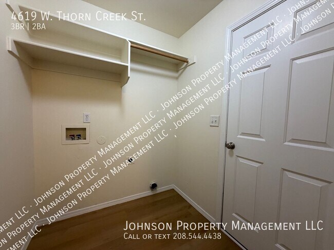 Building Photo - 4619 W Thorn Creek St